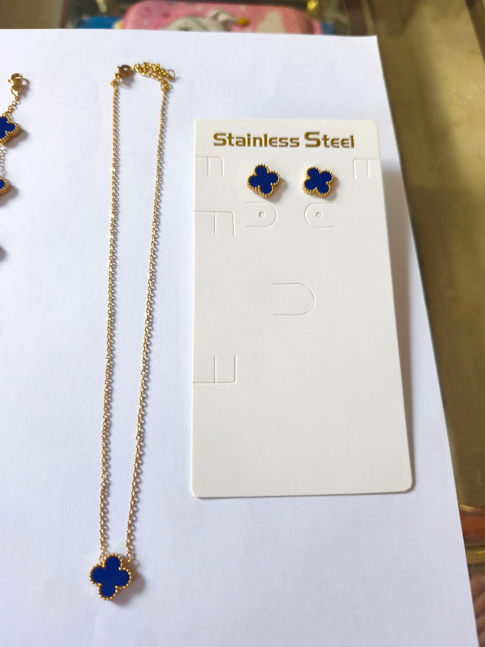 Set van trebol blauw met halsketting, armband en oorbellen met stalen ketting – photo 9